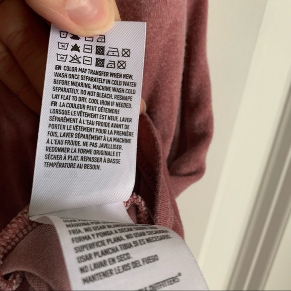 American Eagle Romper Deep Blush Pink Soft Stretchy Shorts Open Back Women sz XS - Picture 7 of 9